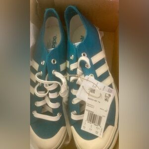 Mens Adidas Nizza HQ8566 Aqua Green/Blue Sneakers Size 9.5 New in Box